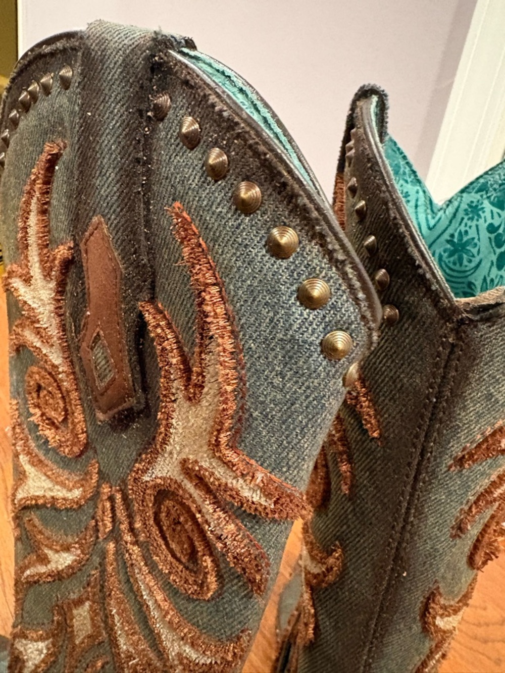 Corral Teal and Brown Embroidered Western Boots - Picture 4 of 4